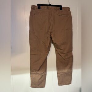 Men's Old Navy Athletic Built in Flex Khakis